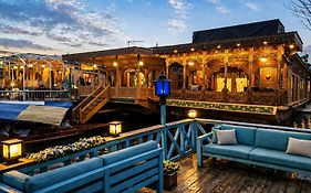 The Heritage Group Of Houseboats